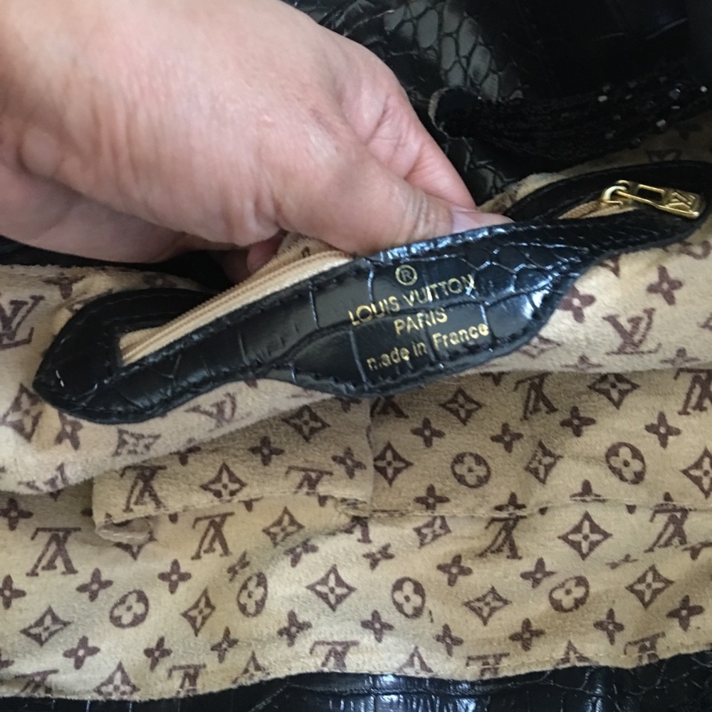 Shoulder bag - Picture 2 of 8